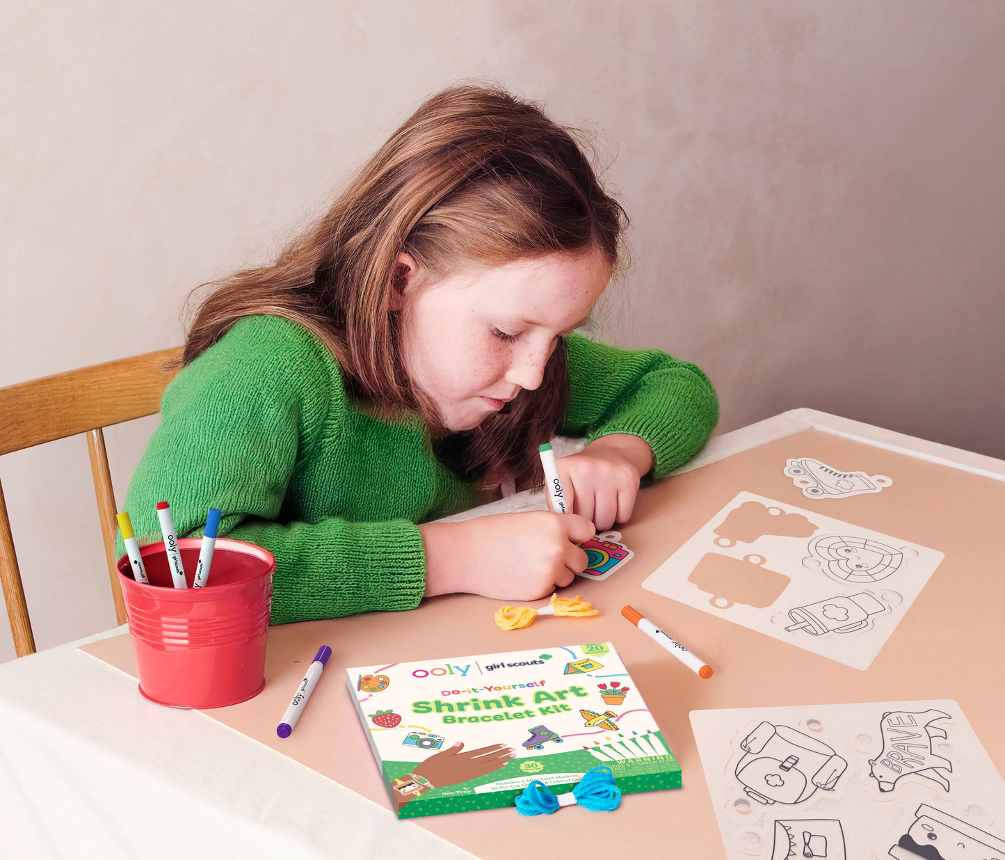 OOLY x Girl Scouts: Do-It-Yourself Shrink Art Bracelet Kit (30 PC Set)
