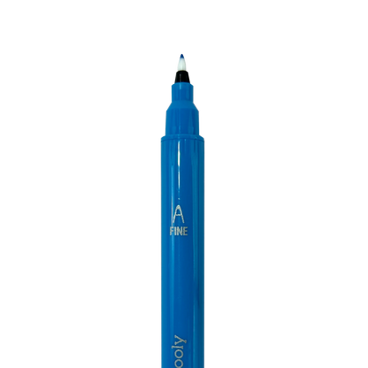 Close up of fine tip of blue marker from OOLY Color Luxe Double-Ended Markers